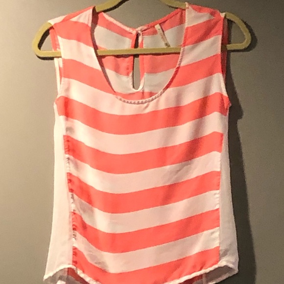 Hot pink and white Striped Sleeveless blouse - Picture 1 of 1